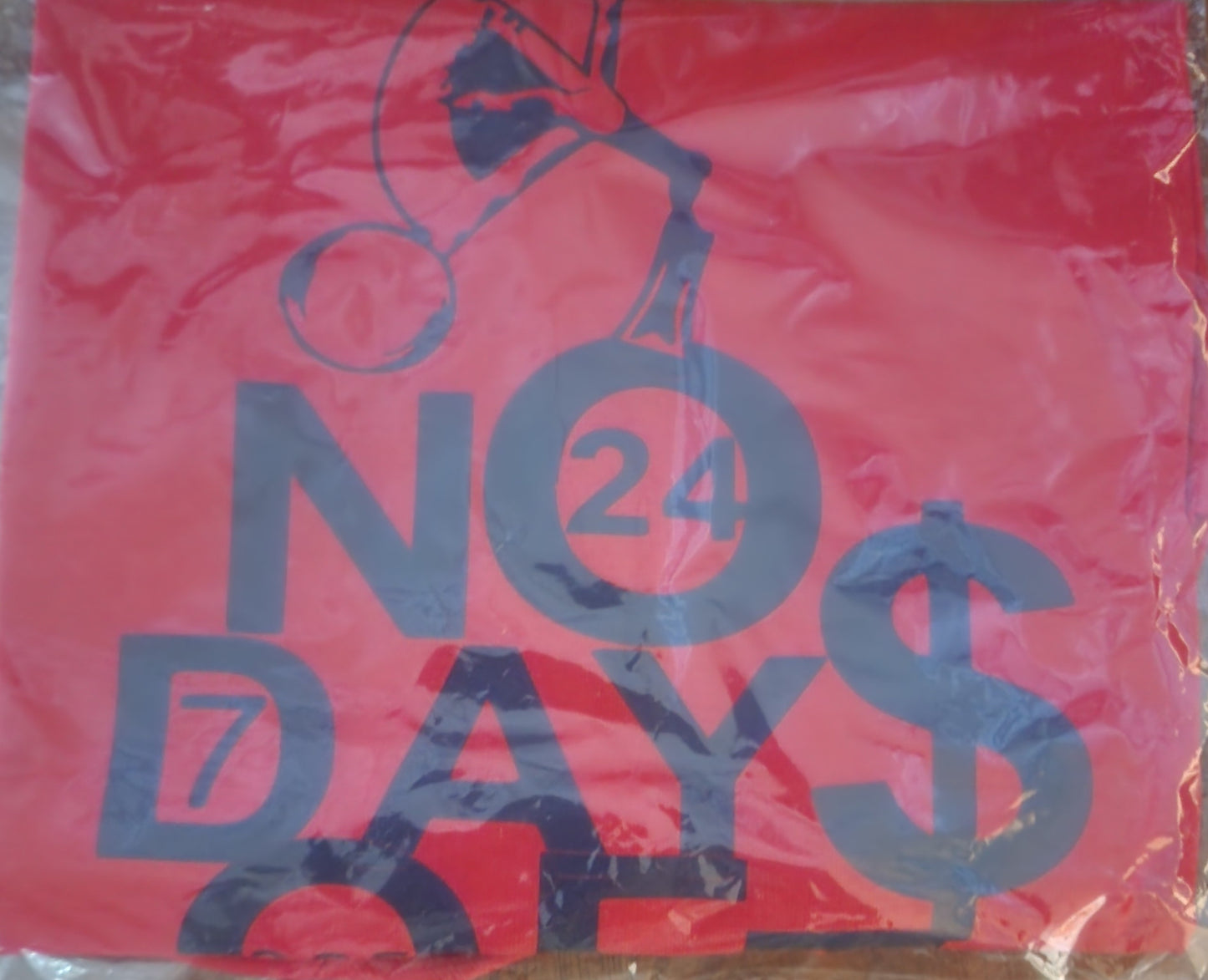 'No Days' T-shirt
